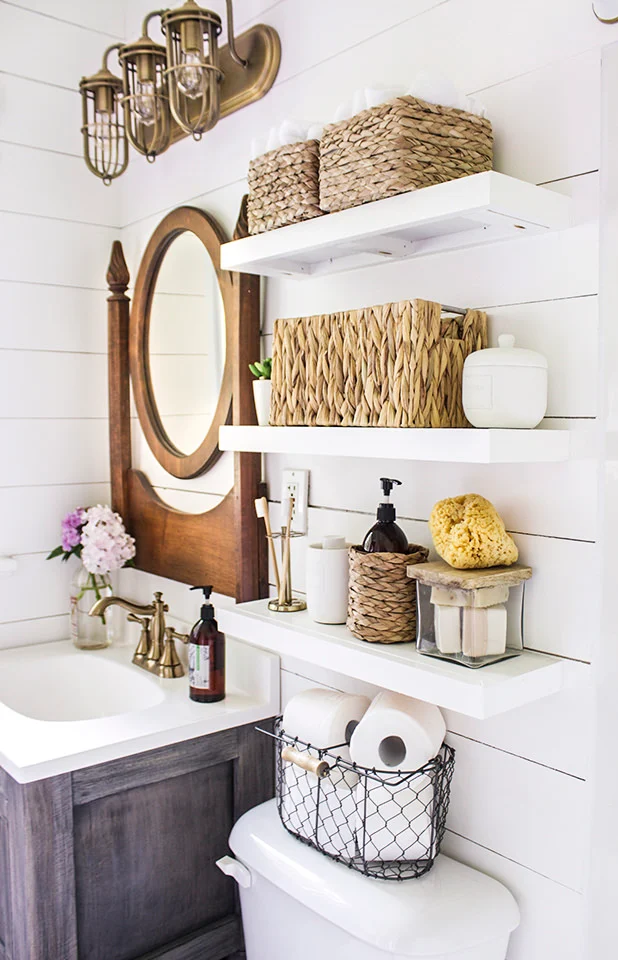Accessorising Your Small Bathroom With Storage Baskets And Containers